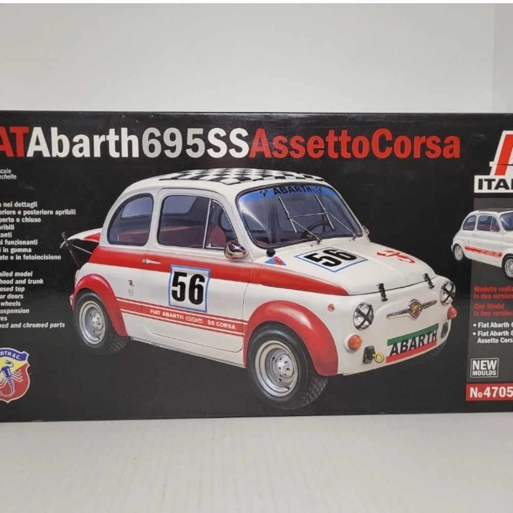 Italeri 1/12 Fiat Abarth 695SS Assetto Corsa Model Car #4705